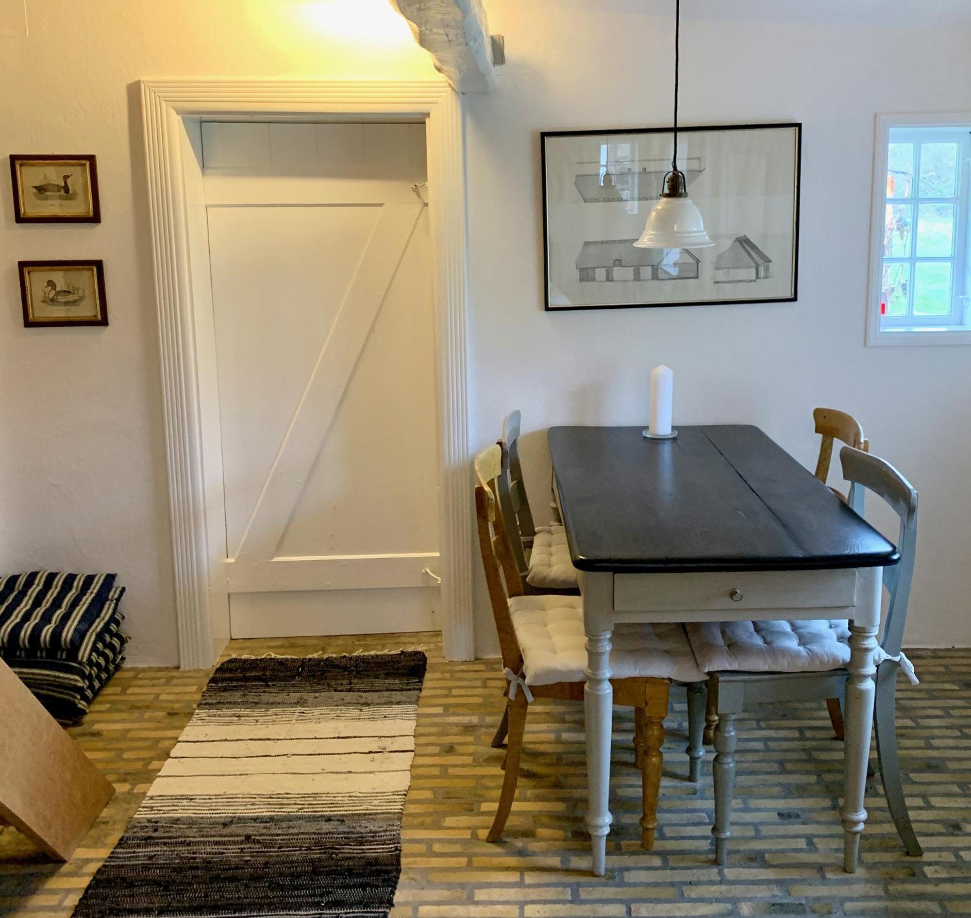 Lillemollens Bed & Breakfast Orbaek  Exterior photo